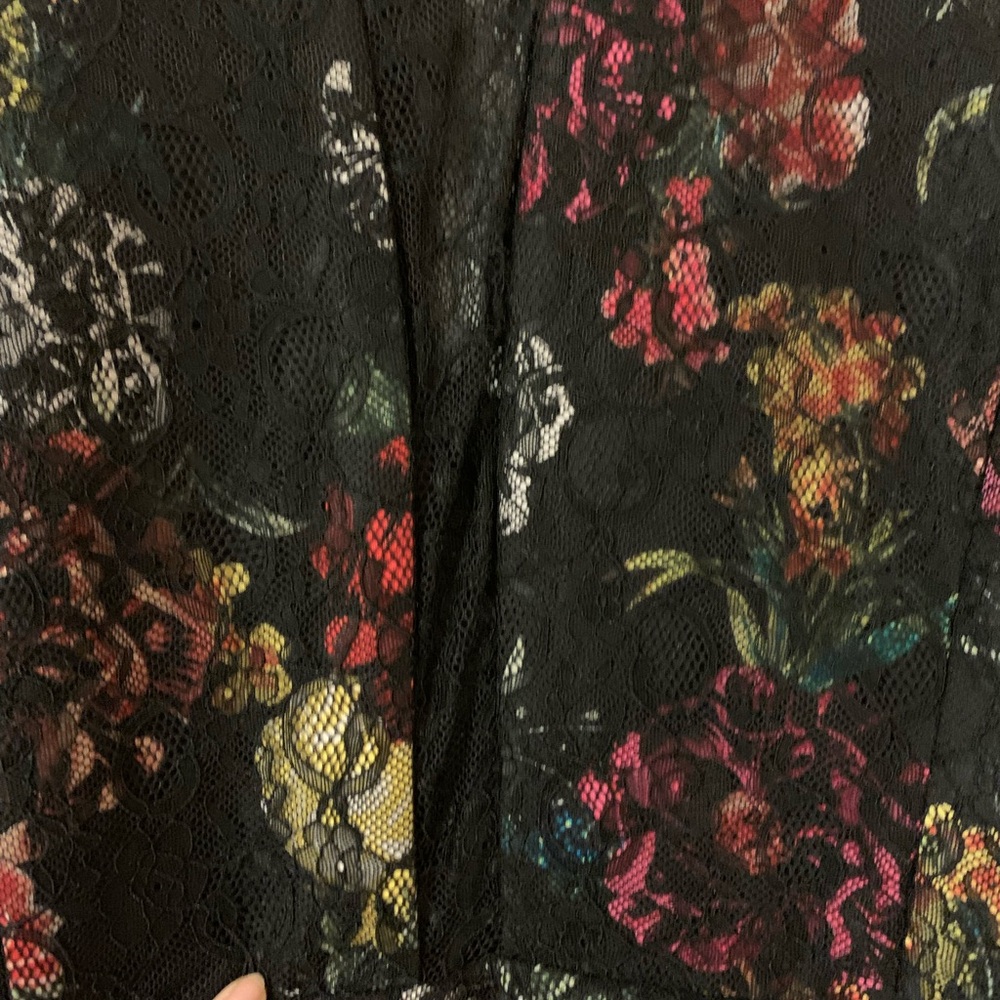 Guess Romper - Picture 3 of 7